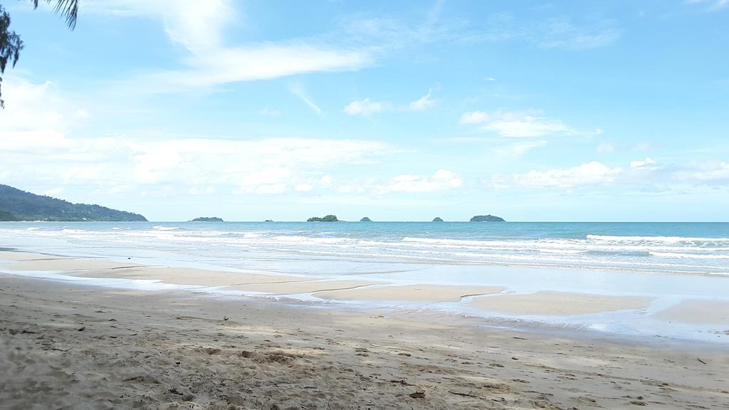 Bee Sleep Hostel Koh Chang Klong Prao Beach Exterior photo