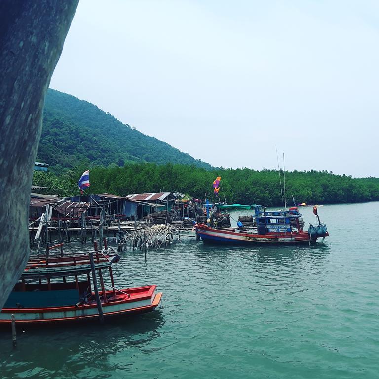 Bee Sleep Hostel Koh Chang Klong Prao Beach Exterior photo
