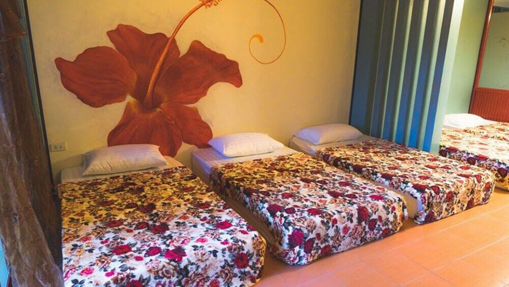 Bee Sleep Hostel Koh Chang Klong Prao Beach Exterior photo